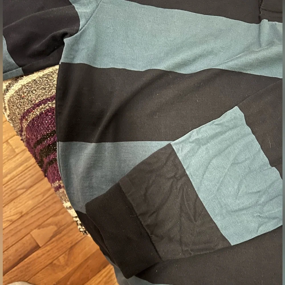 Striped Collared Shirt - Picture 4 of 5